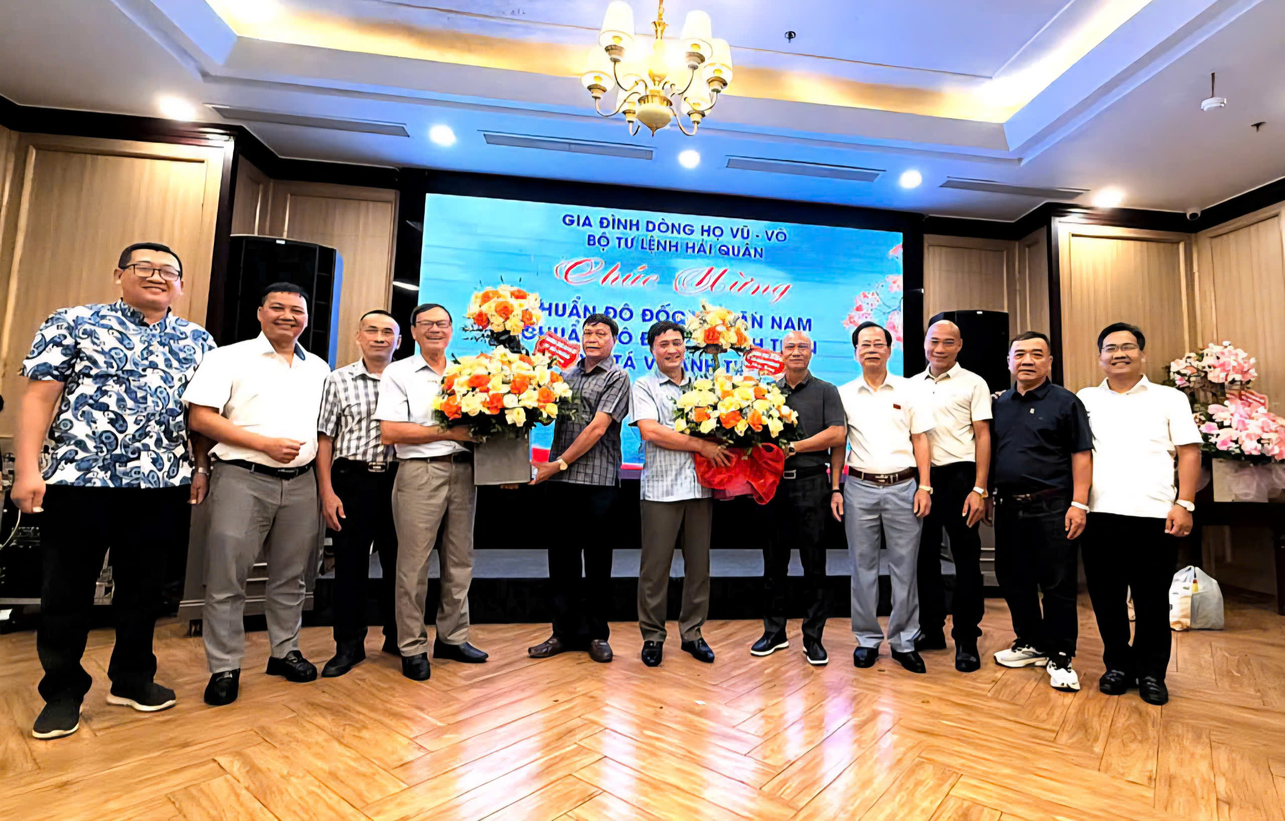 Bản tin:   “Niềm vinh dự – Tự hào dòng tộc”